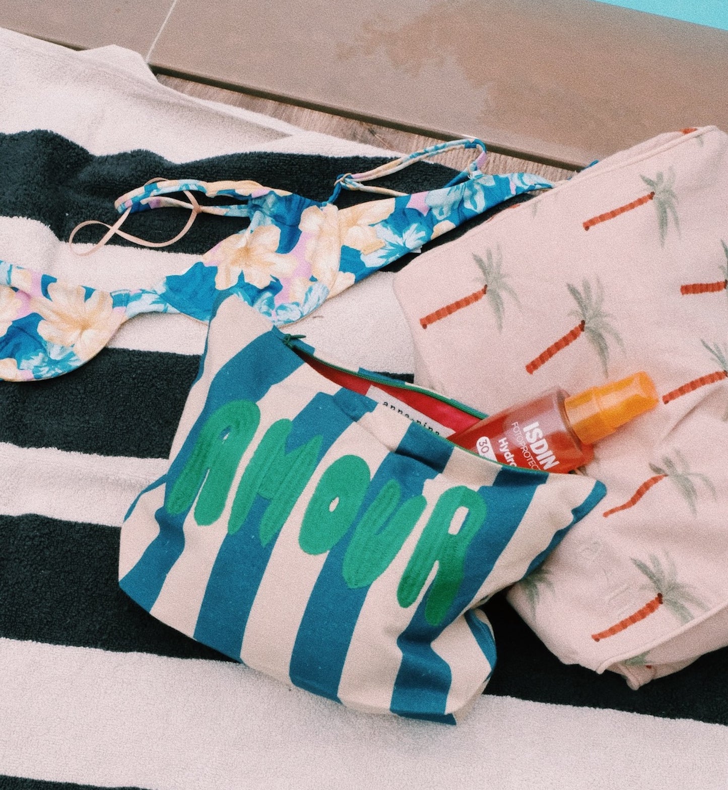Anna + Nina - Amour Make-up Bag