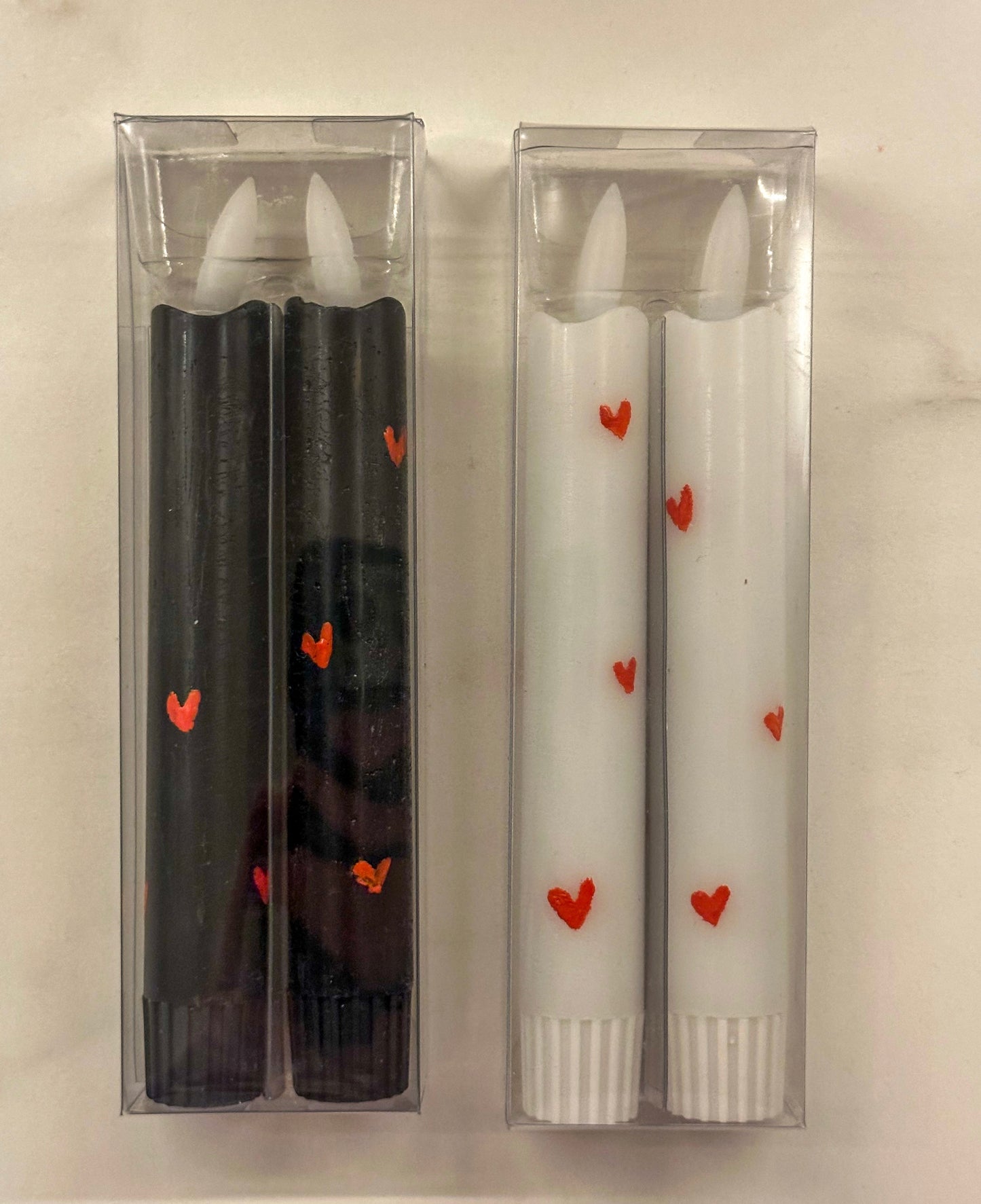 Korte LED kaarsen wit hartjes - RUBY Conceptstore