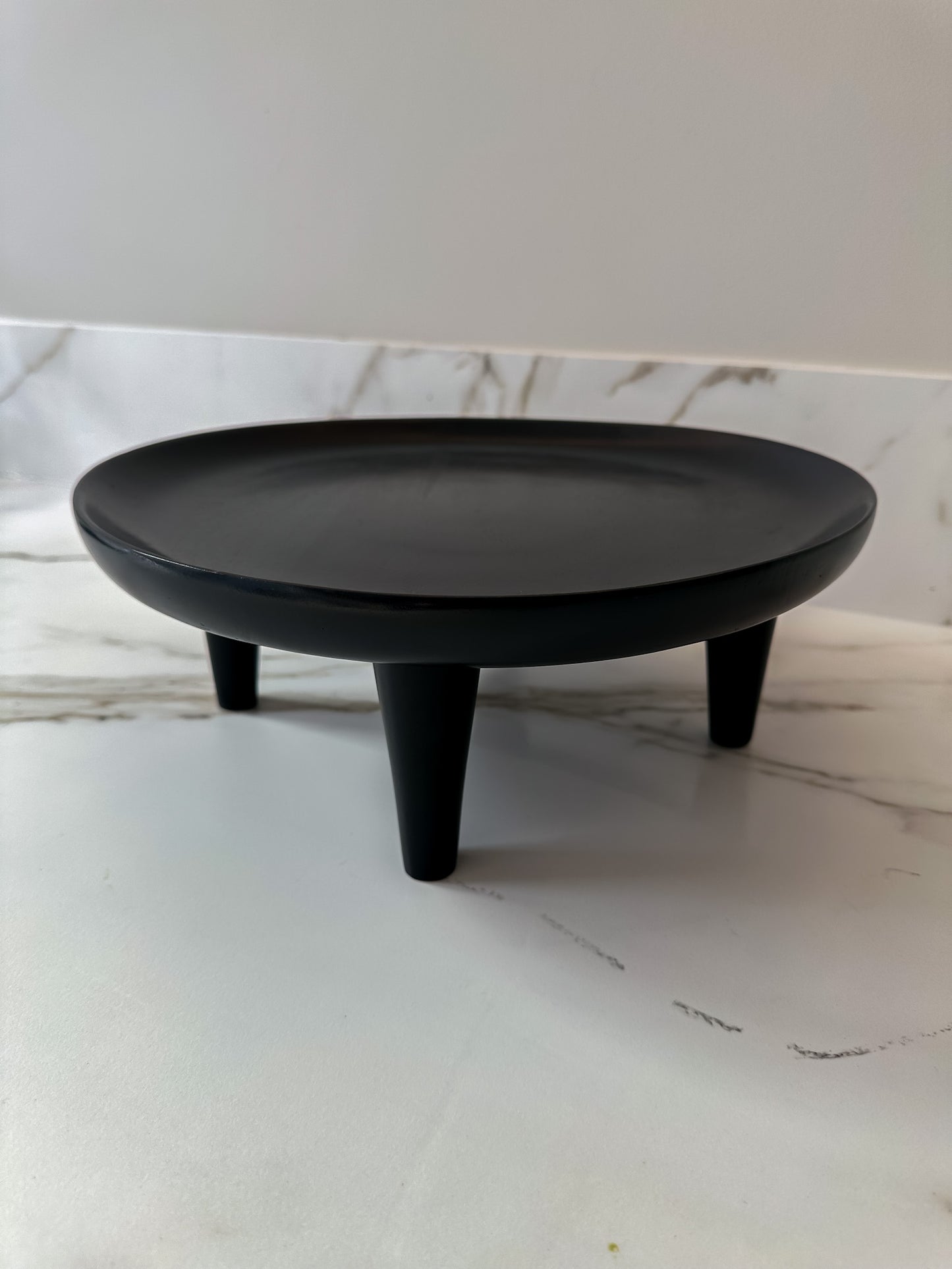 Plateau zwart met pootjes - RUBY Conceptstore