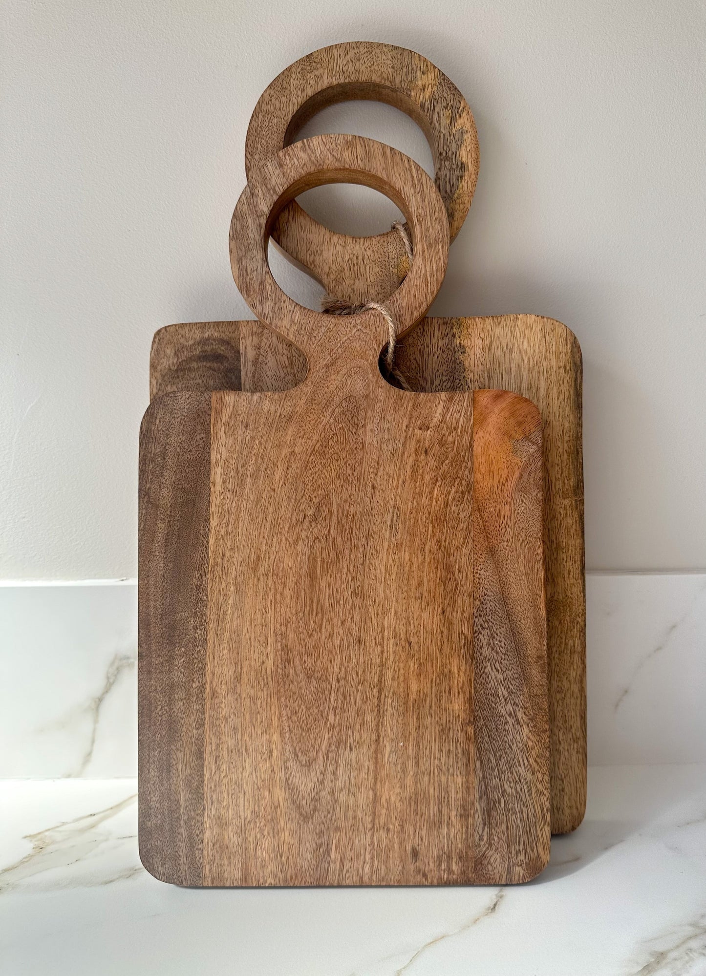 Houten serveerplank met gaaf handvat - RUBY Conceptstore