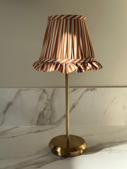 Vendôme – Draadloze hoge tafellamp met gestreepte kap
