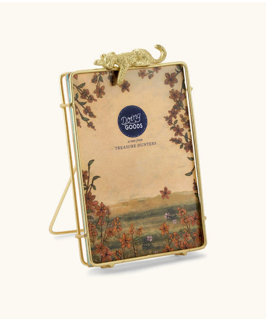 Jenna Leopard Frame Large – handgemaakte fotolijst met leopard print van Doing Goods - Ruby Conceptstore 