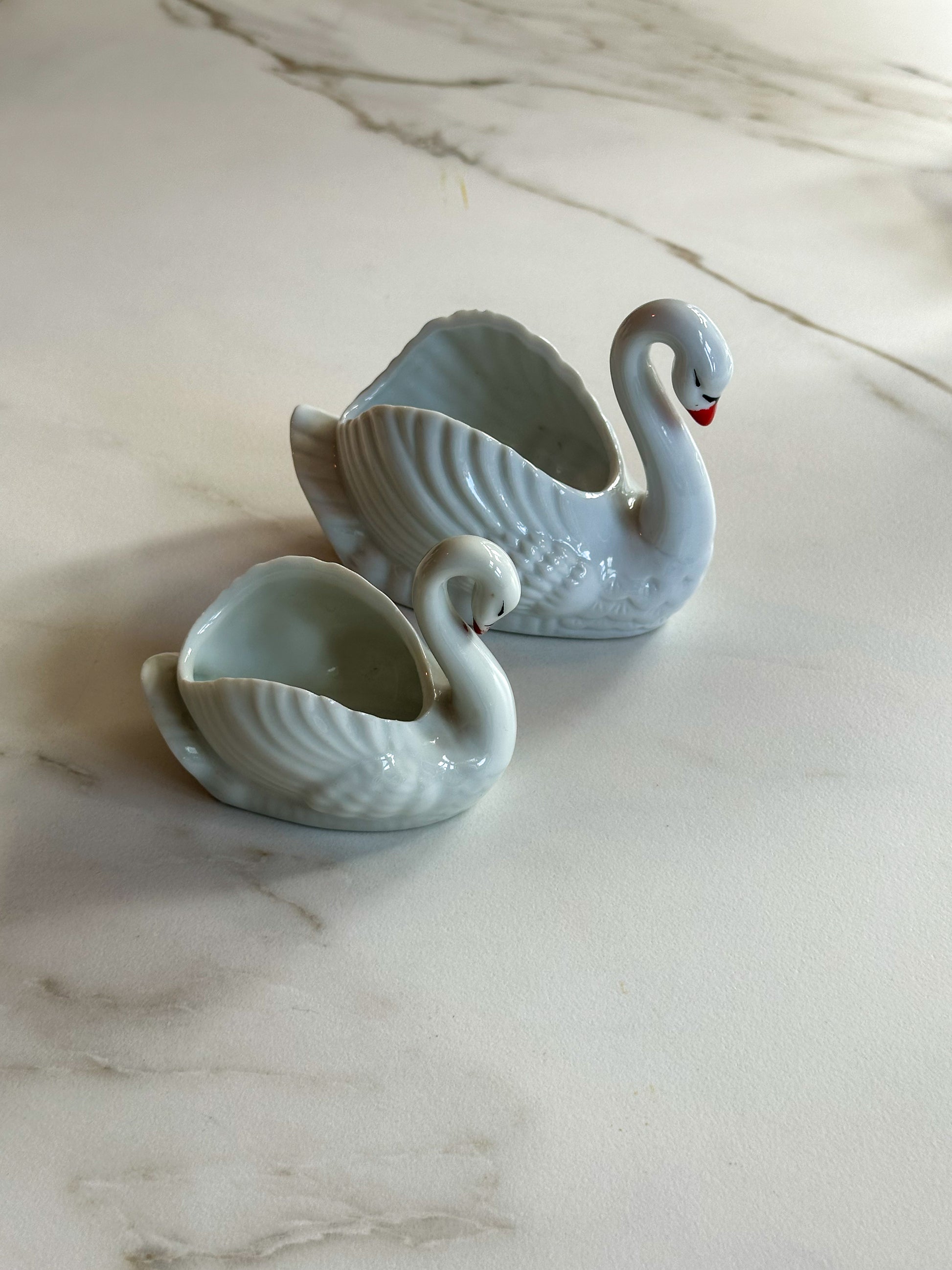 Vintage Zwanen Schaaltjes Set van 2 – Wit Porselein - Ruby Conceptstore 