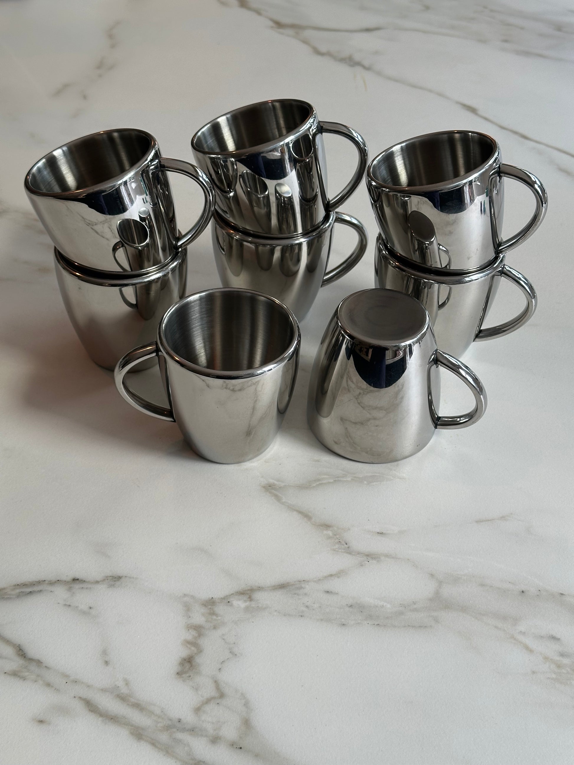 Vintage RVS Mokken – Set van 4 – Hotel Chic Stainless Steel Cups - Ruby Conceptstore 