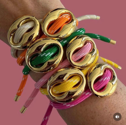 Bean Bracelet Gold – Verstelbare touwarmband met gouden bean