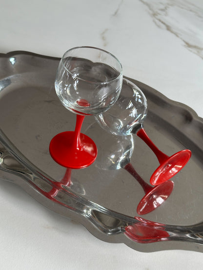 Vintage wijnglazen met rode voet – retro glazen set van 2 - Ruby Conceptstore 
