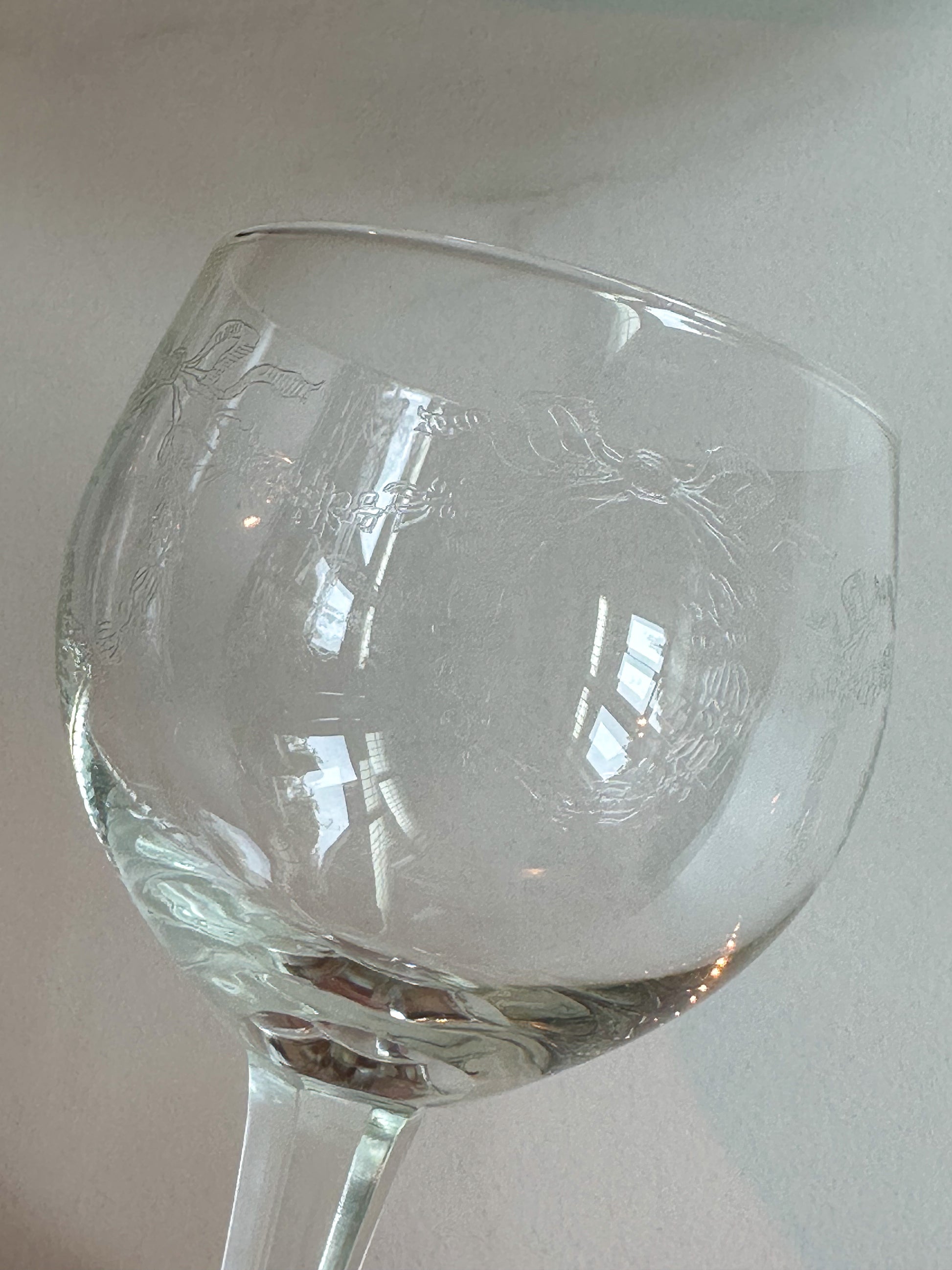 Vintage Wijnglazen met Geëtste Strikken – Set van 3 - Ruby Conceptstore 