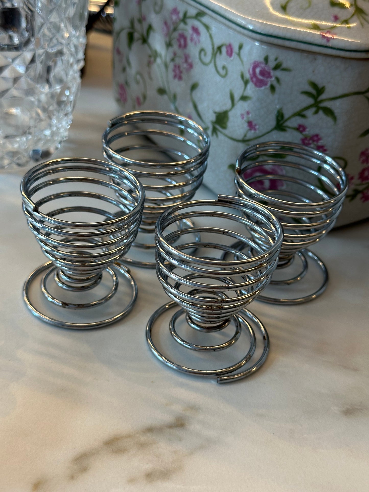 Vintage metalen eierdopjes – spiraal design – set van 4 - Ruby Conceptstore 