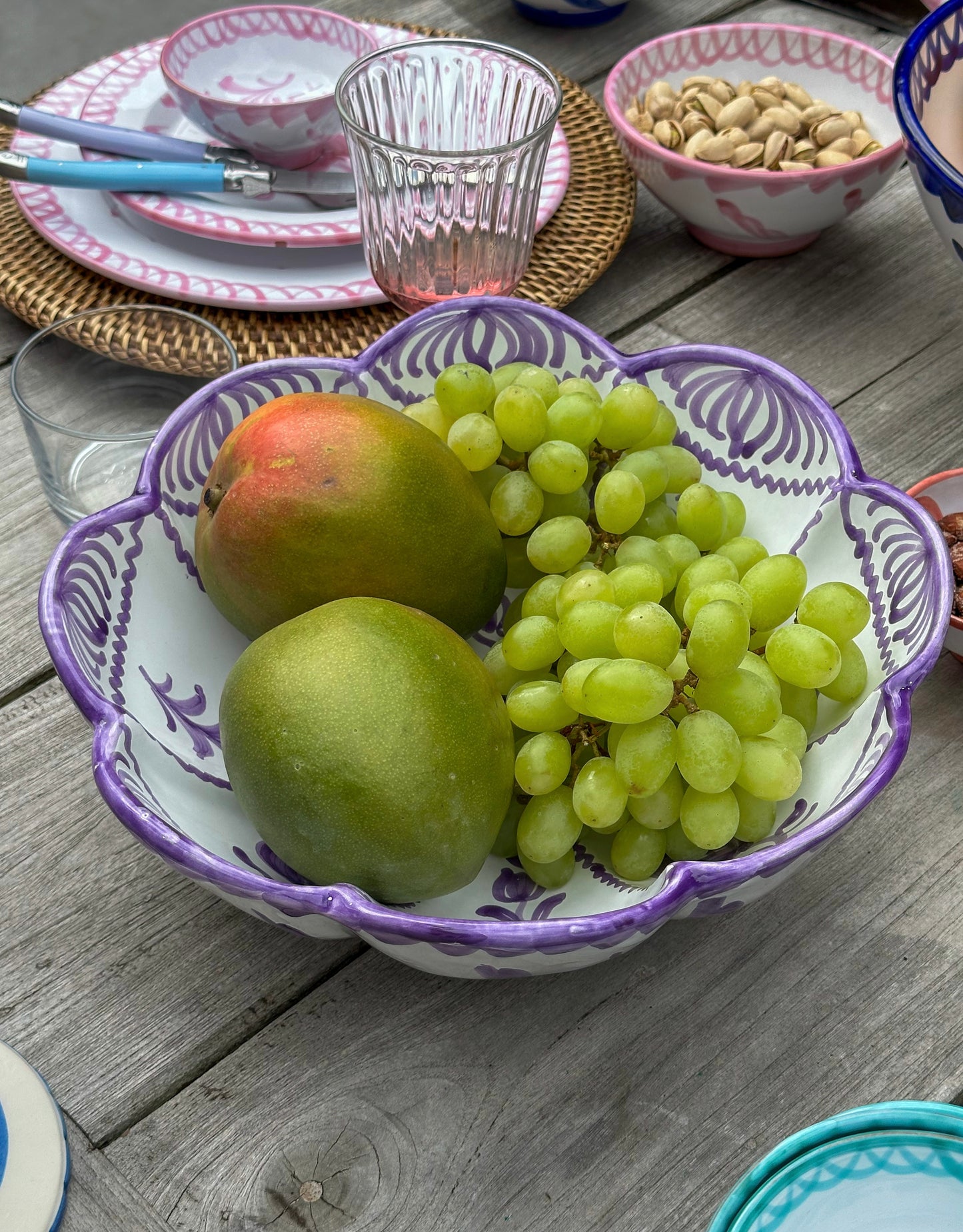 Saladeschaal con hojas druk paars | Rubia Cerámica