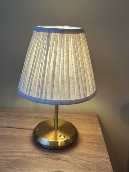 Saint-Honoré – Oplaadbare tafellamp met linnen kap