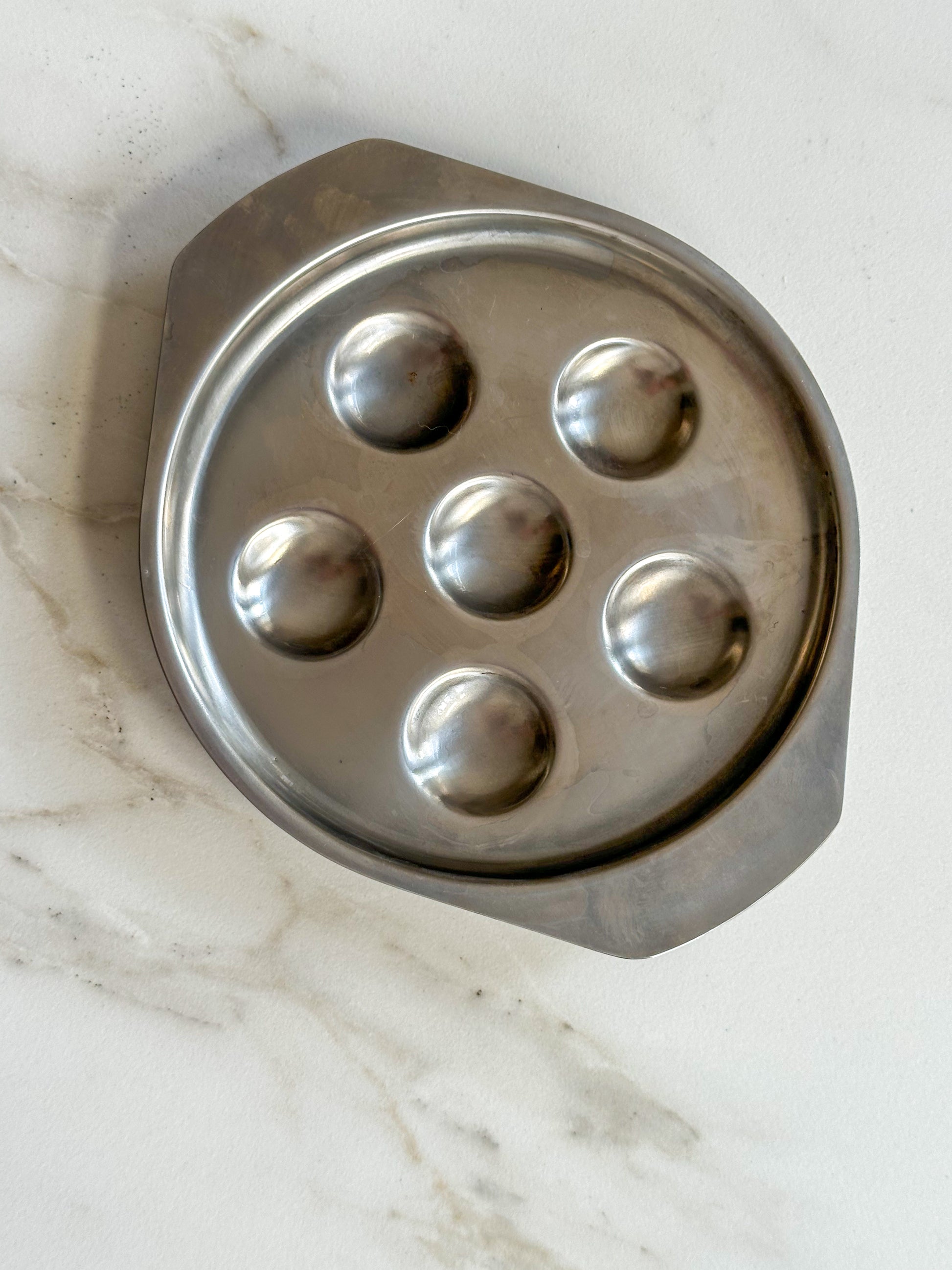 Vintage escargot schaaltje RVS – Frans tapas schaaltje met 6 vakjes - Ruby Conceptstore 