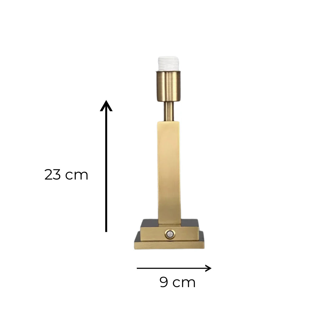 Saint-Louis – Luxe draadloze tafellamp met gebloemde kap en brede voet