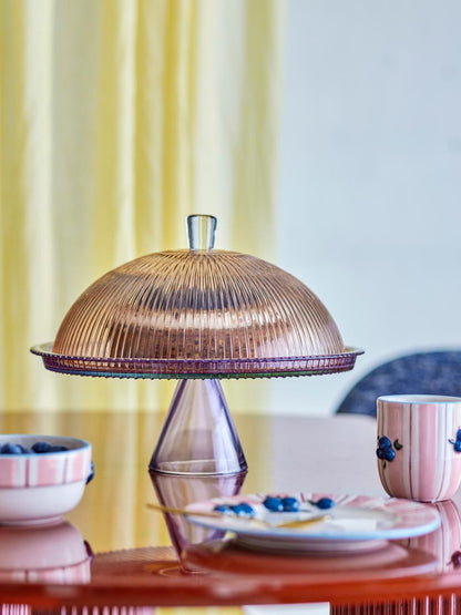 Glazen taartplateau met stolp – tijdloos design