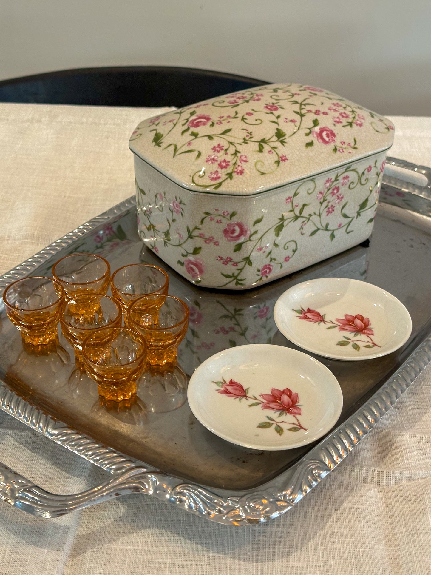 Vintage porseleinen opbergdoos met bloemen - large - Ruby Conceptstore 