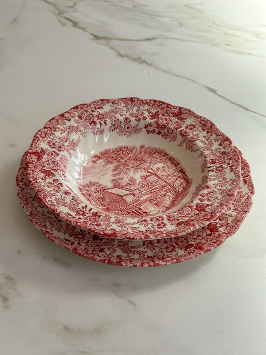 Vintage Johnson Bros Mill Stream Borden Set van 2 – Rood Transferware – Engeland - Ruby Conceptstore 