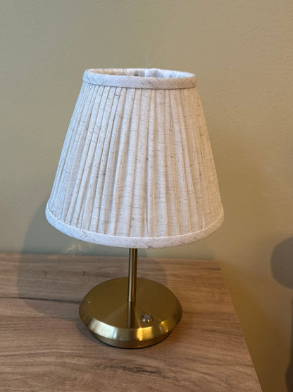 Saint-Honoré – Oplaadbare tafellamp met linnen kap