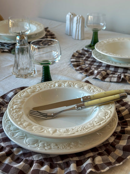 Vintage Quadrifoglio Italy diepe borden set van 4 – Italiaans reliëf servies wit - Ruby Conceptstore 