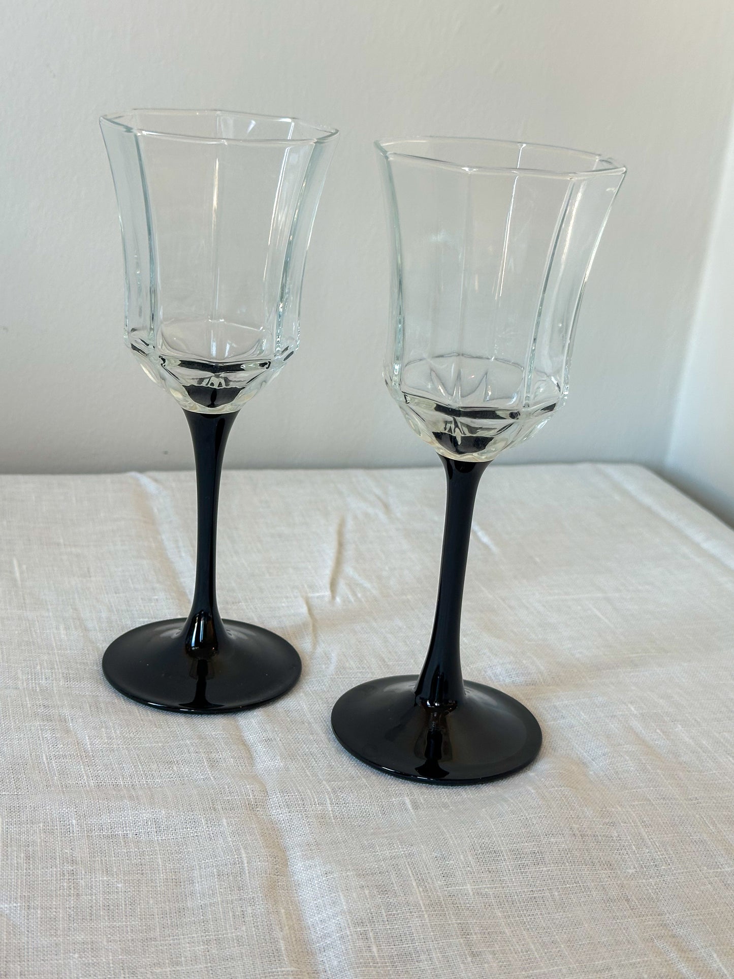 Vintage wijnglazen set van 2 – zwarte steel glazen – French Chic tafelstijl - Ruby Conceptstore 