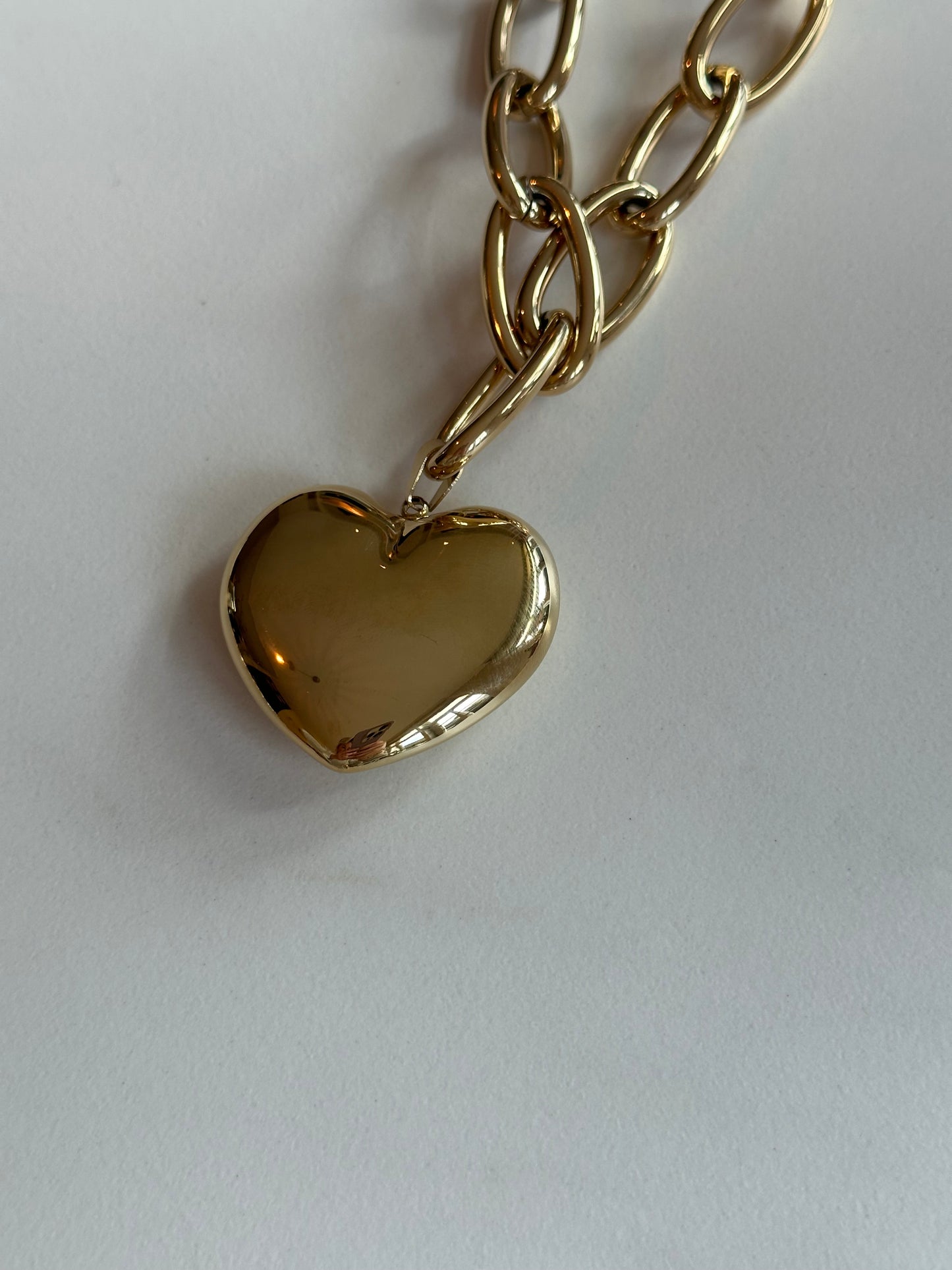 HEART CHARM NECKLACE
