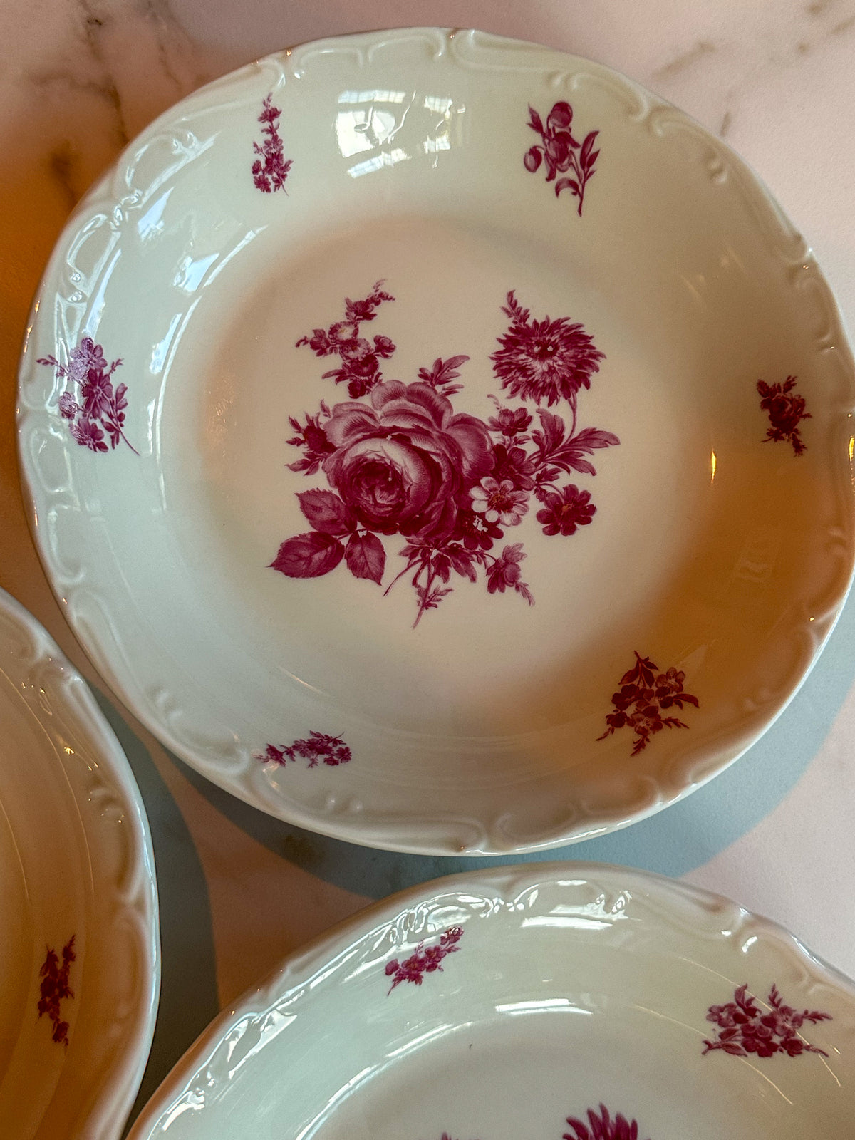 Vintage Franse Diepe Borden met Roze Bloemen – Set van 3