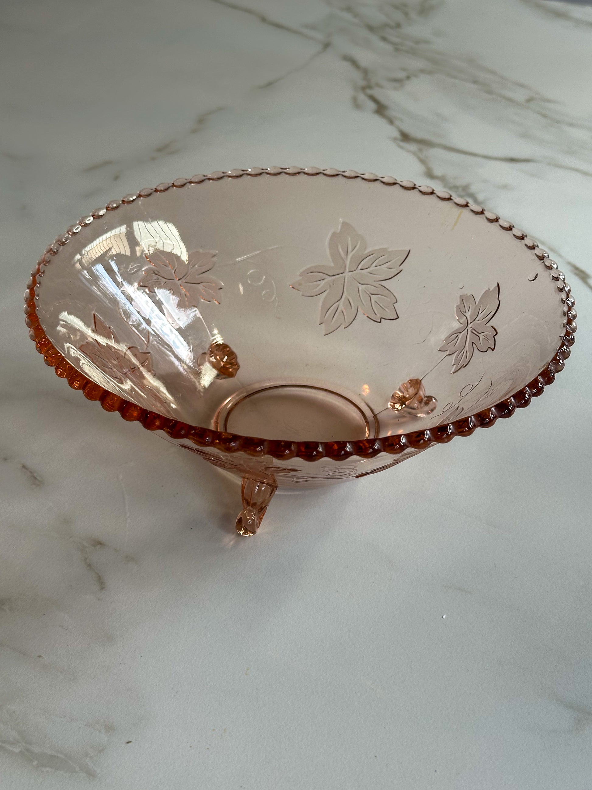 Vintage Roze Glazen schaal op Pootjes – Art Deco / Rosaline Stijl - Ruby Conceptstore 