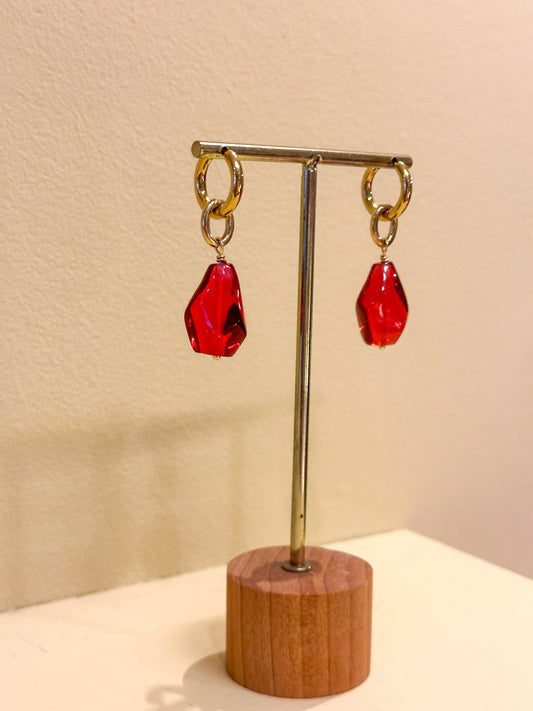 Oorbellen Rode steen