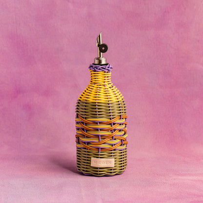 Design olijfolie fles yellow / lilac – Maegen