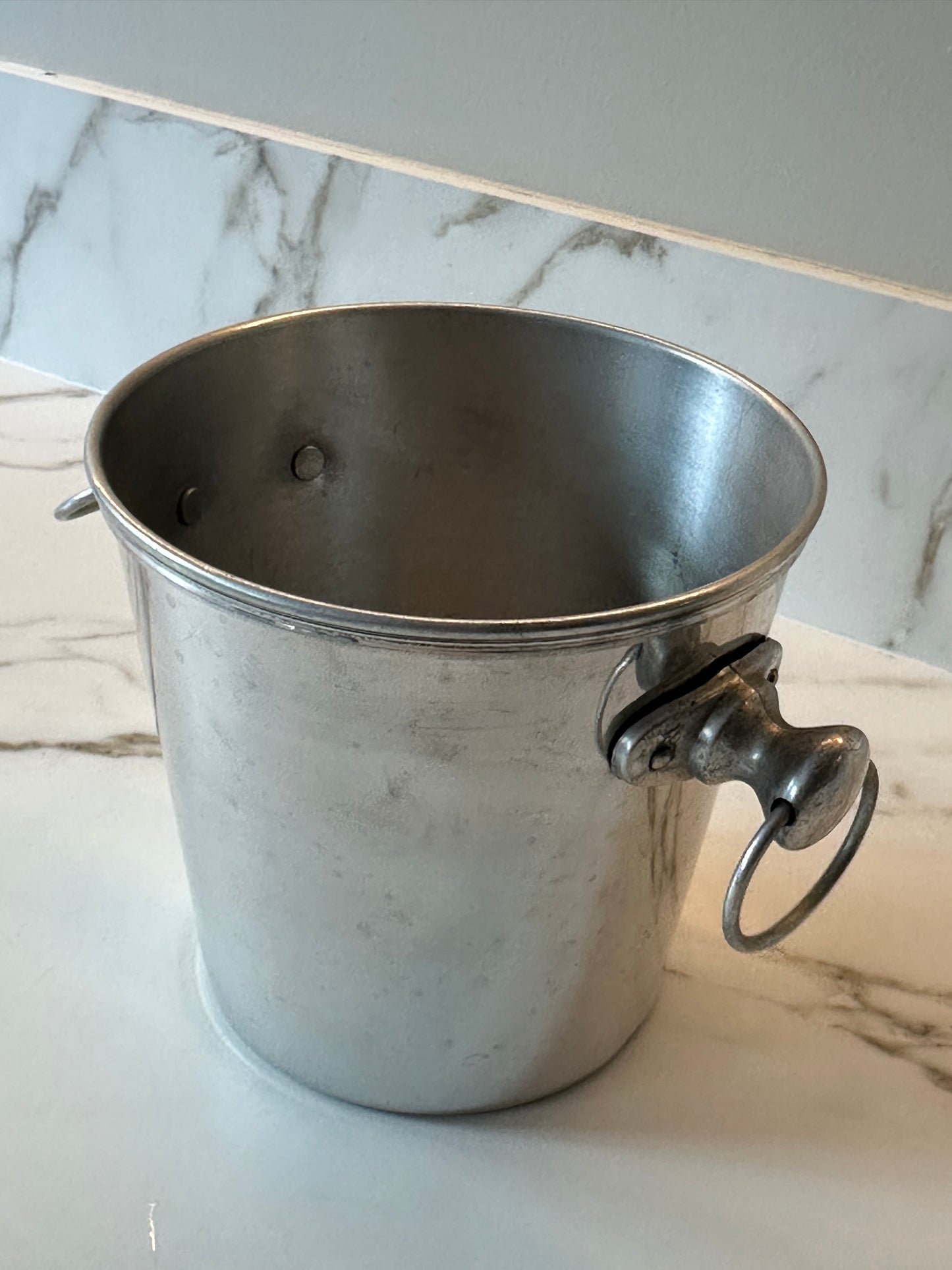 Vintage champagnekoeler – wijnkoeler met ringhandvatten - Ruby Conceptstore 