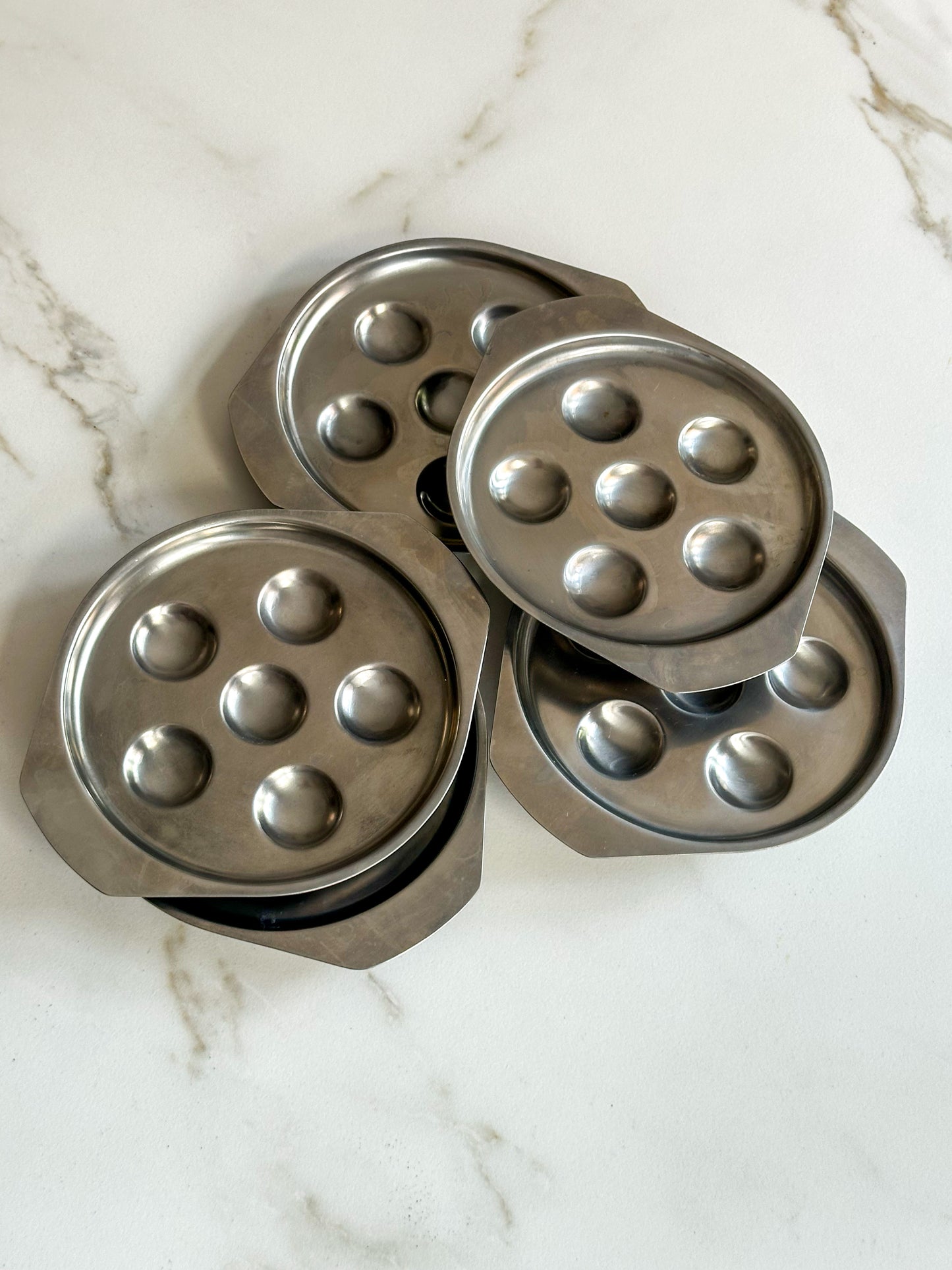 Vintage escargot schaaltje RVS – Frans tapas schaaltje met 6 vakjes - Ruby Conceptstore 