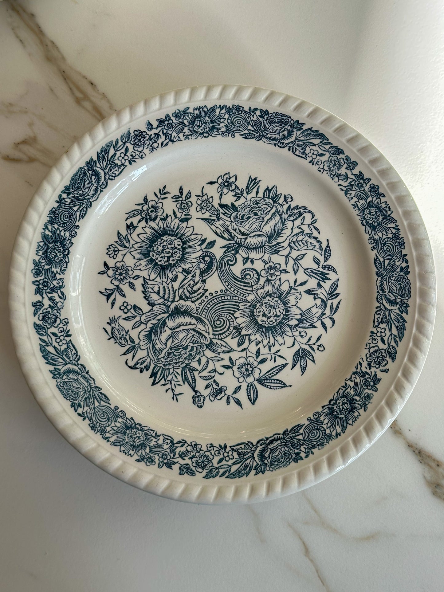Vintage Franse borden met blauw bloemenmotief - set van 6 - Ruby Conceptstore 