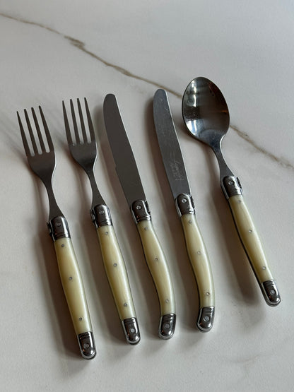 Laguiole Style de Vie Premium Line bestek set parelmoer – 5-delig – Frans bistro bestek - Ruby Conceptstore 