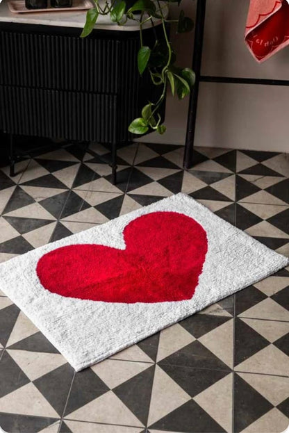 Witte badmat met rood hartje – Stijlvol & comfortabel van Rex London