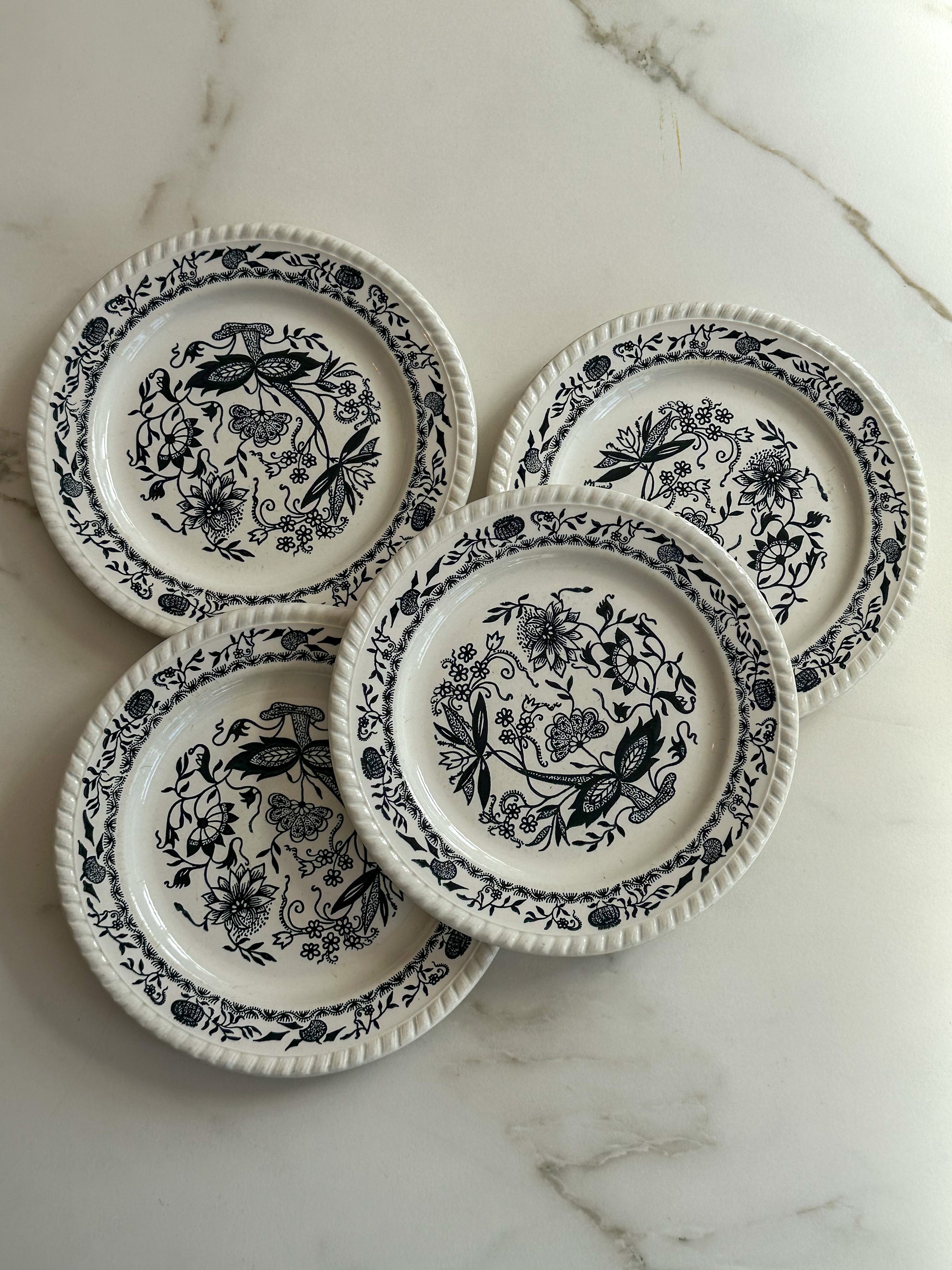 Vintage Sarreguemines stijl bordjes set van 4 – zwart wit Frans servies - Ruby Conceptstore 