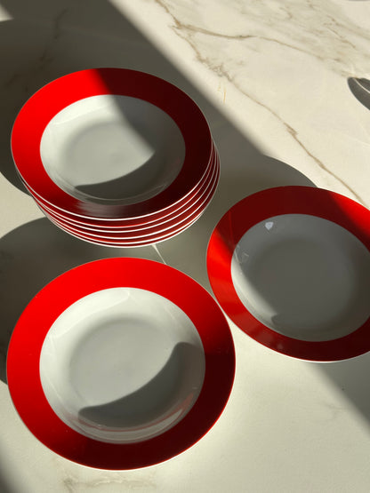 Vintage Diepe Borden Rood & Wit – Set van 8