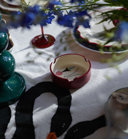 Anna + Nina - Pierrot Asbak