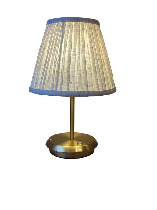 Saint-Honoré – Oplaadbare tafellamp met linnen kap