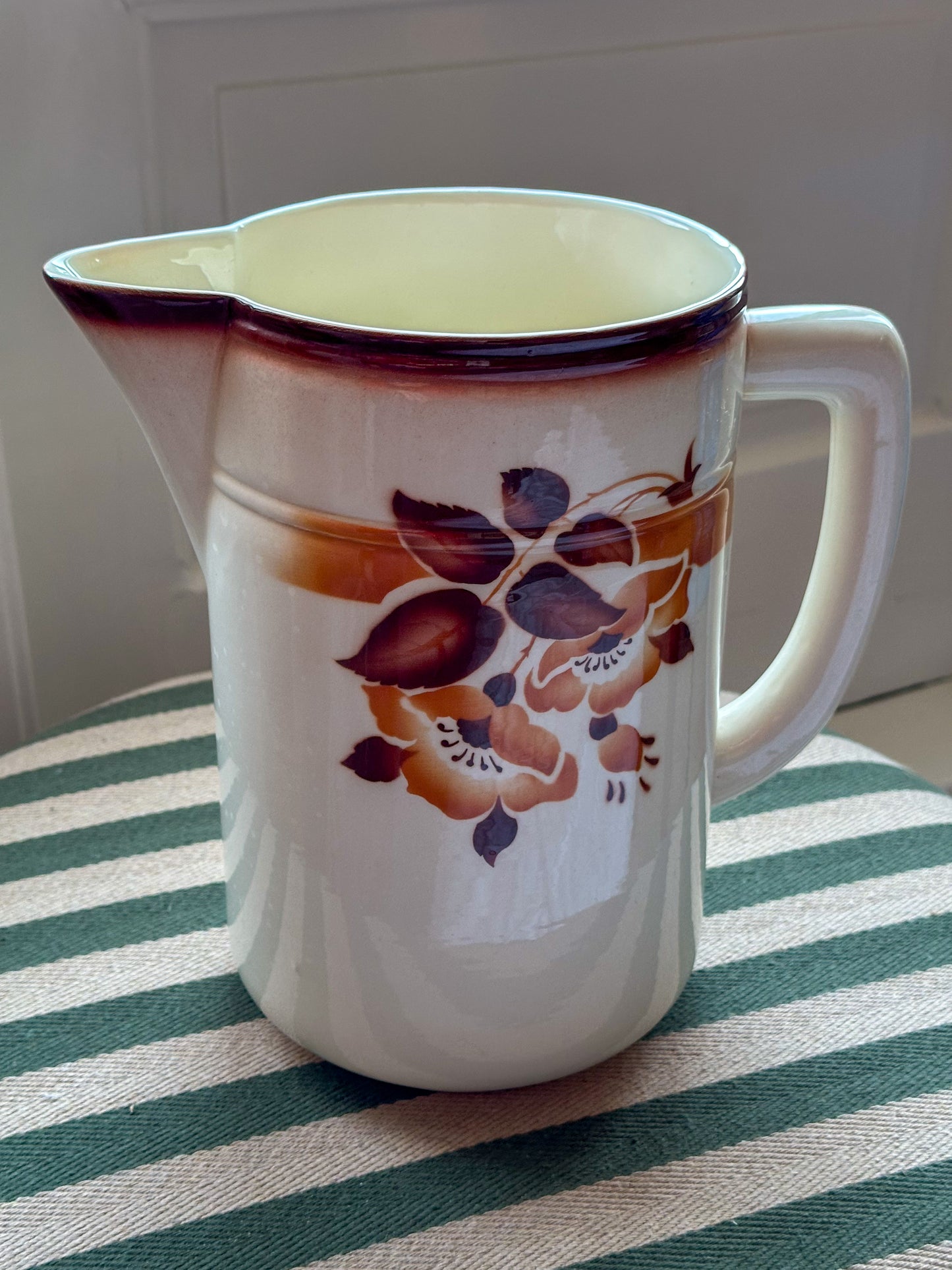 Grote vintage aardewerk kan met bloemen - Ruby Conceptstore 