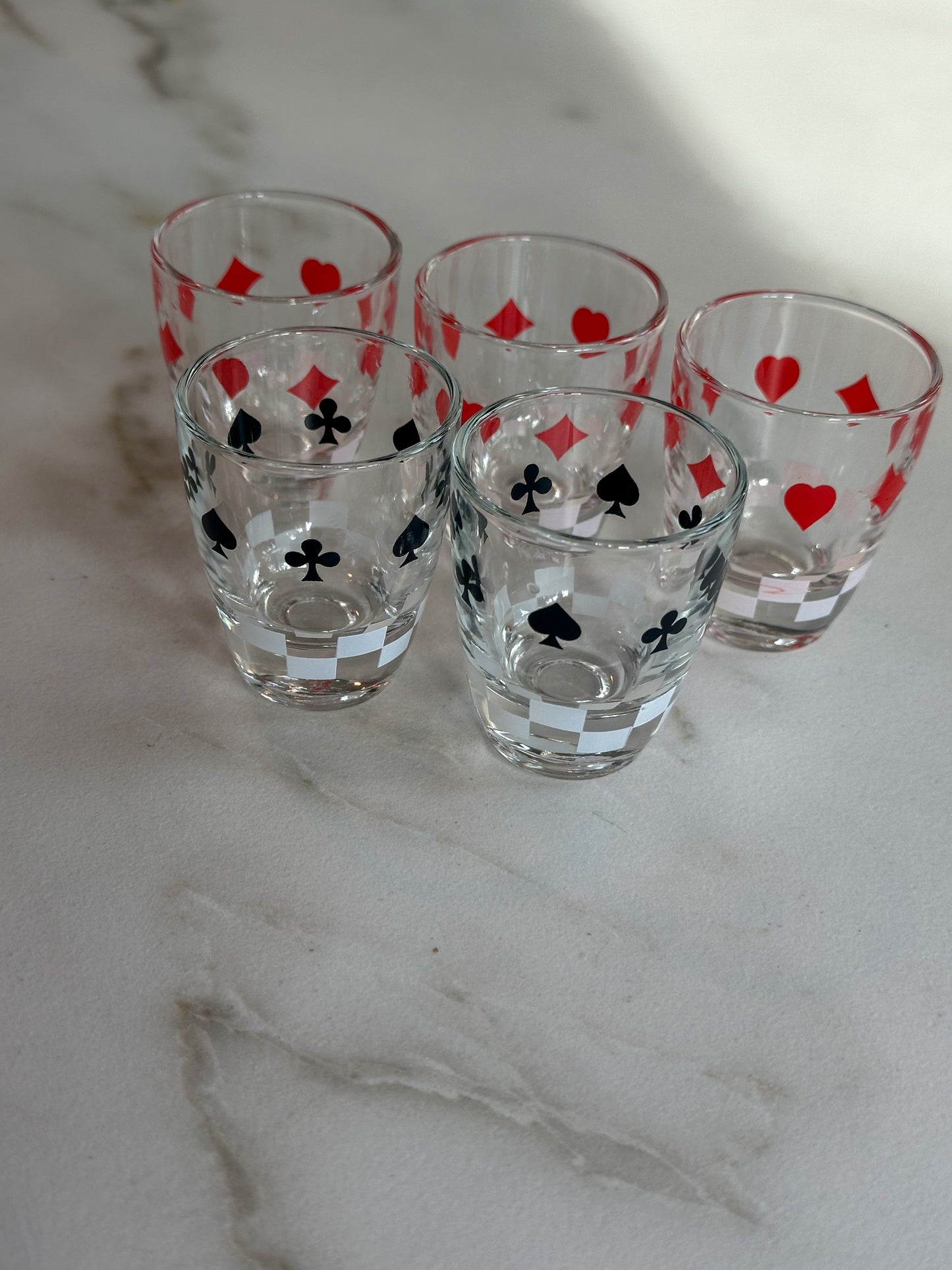 Vintage Franse Shotglaasjes Poker Design – Cristallerie d’Arques Set van 5 - Ruby Conceptstore 