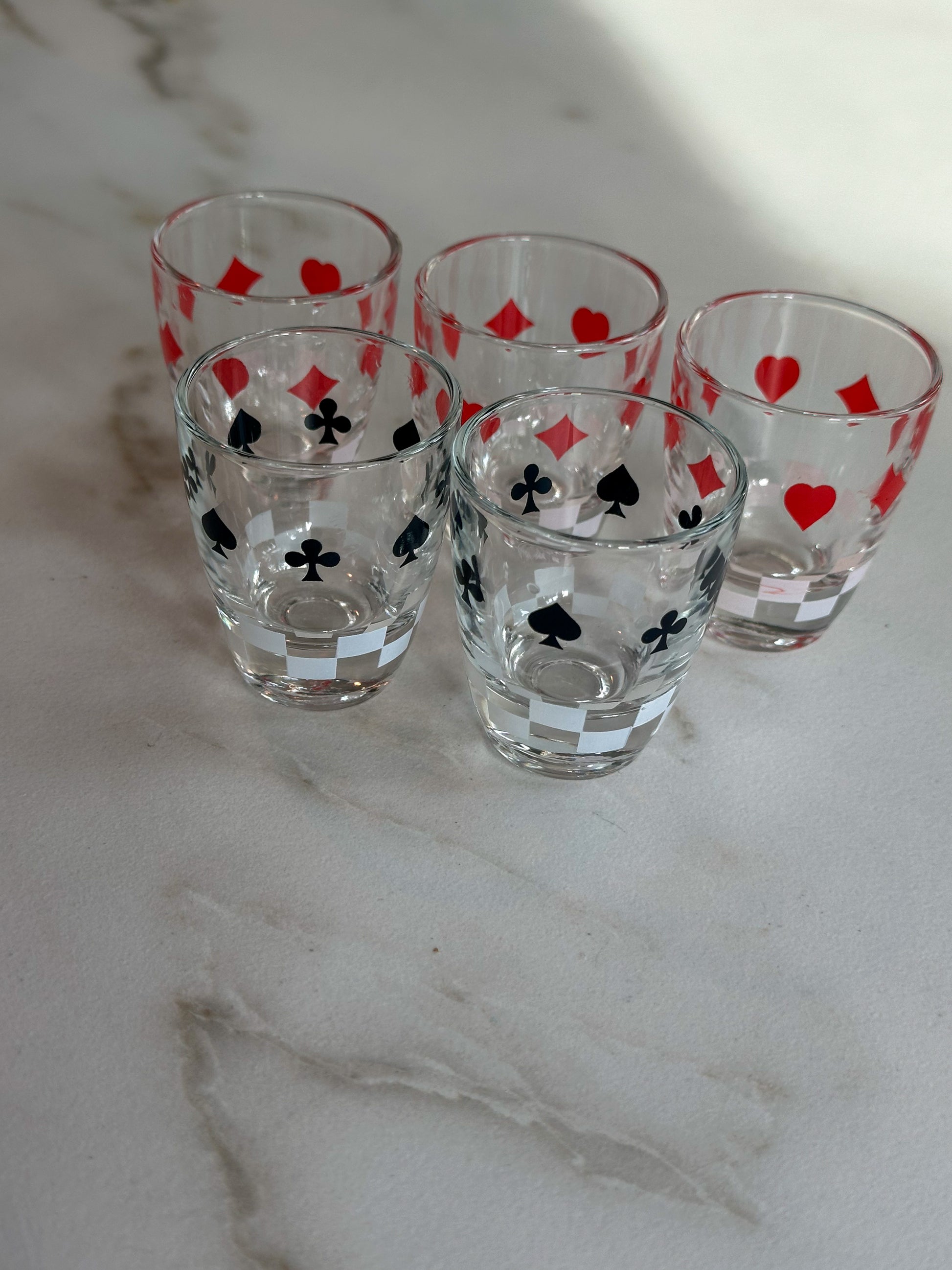 Vintage Franse Shotglaasjes Poker Design – Cristallerie d’Arques Set van 5 - Ruby Conceptstore 