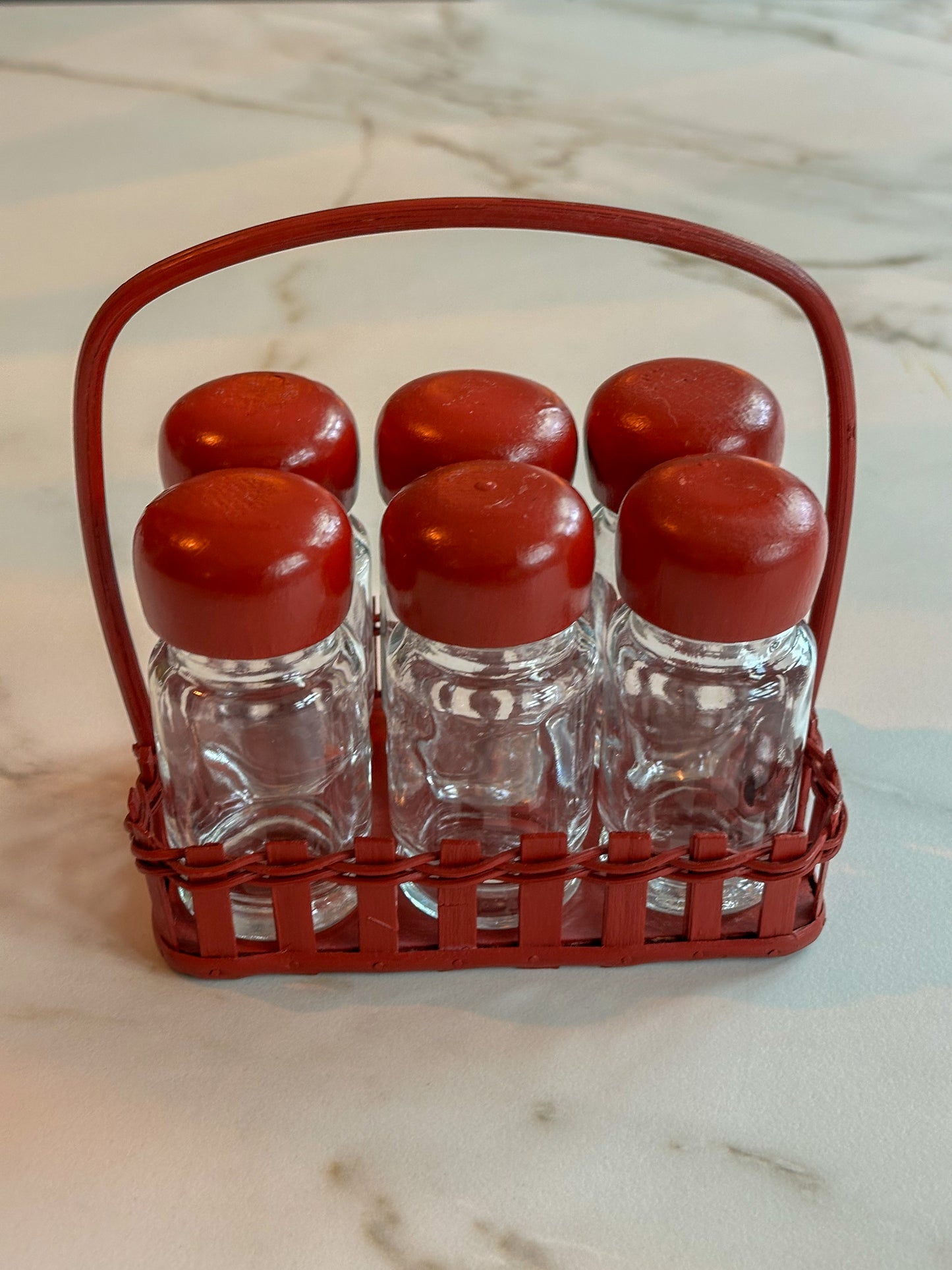 Vintage Kruidenpotjes Set in Rood Rekje – Jaren 60/70 - Ruby Conceptstore 