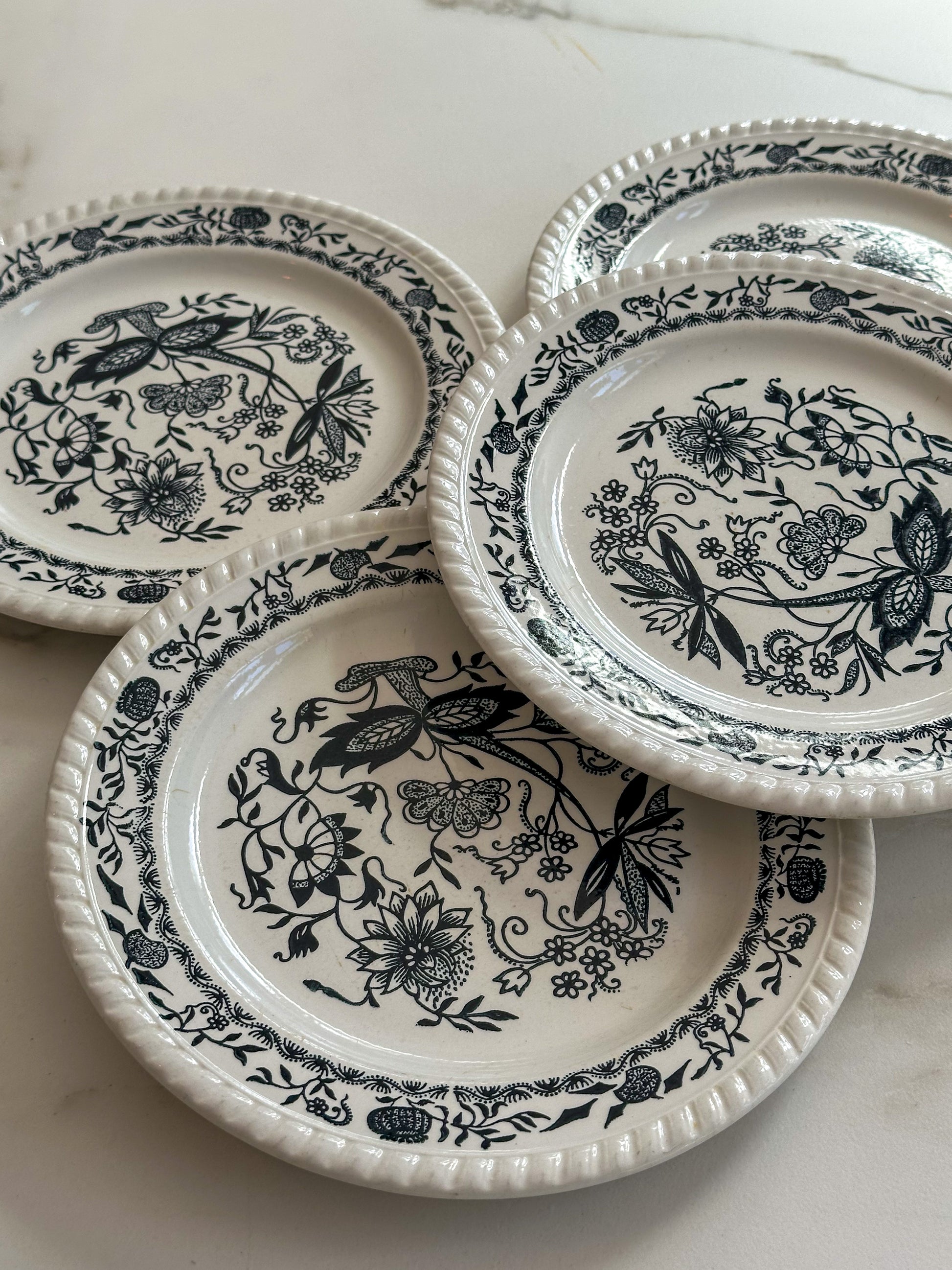 Vintage Sarreguemines stijl bordjes set van 4 – zwart wit Frans servies - Ruby Conceptstore 