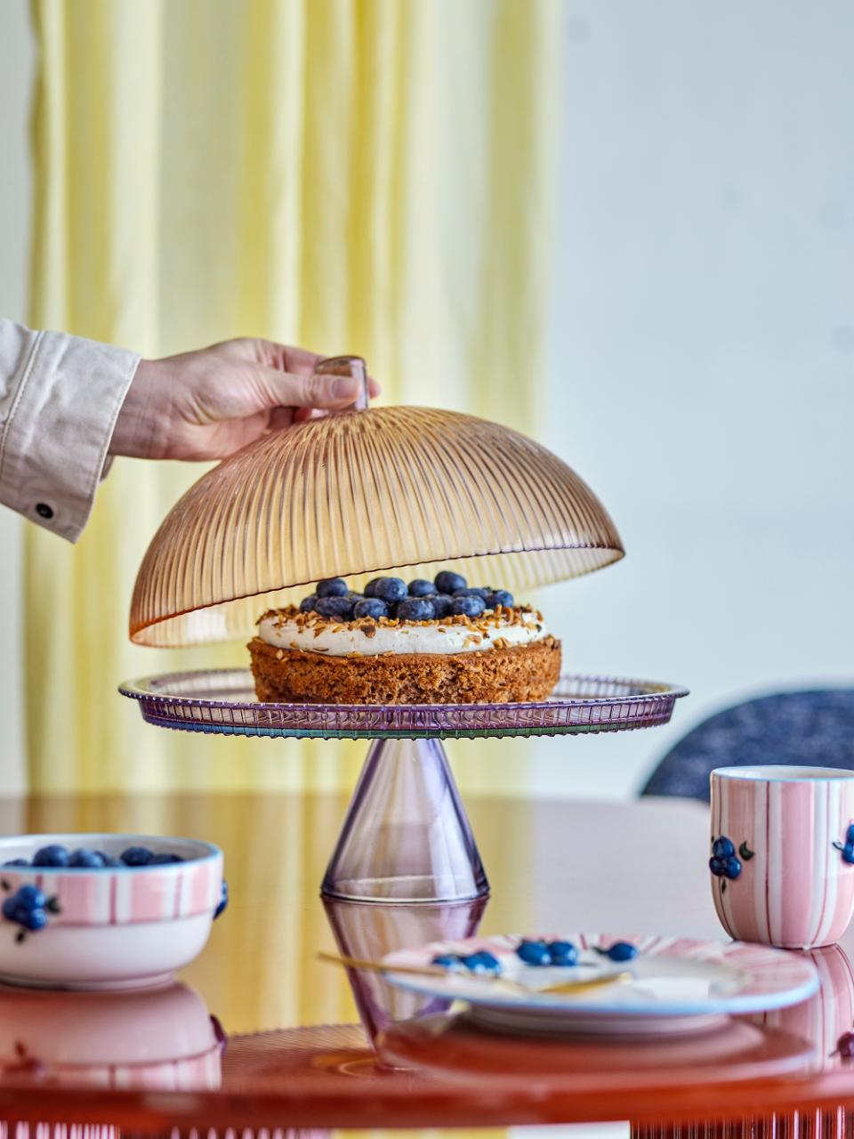 Glazen taartplateau met stolp – tijdloos design