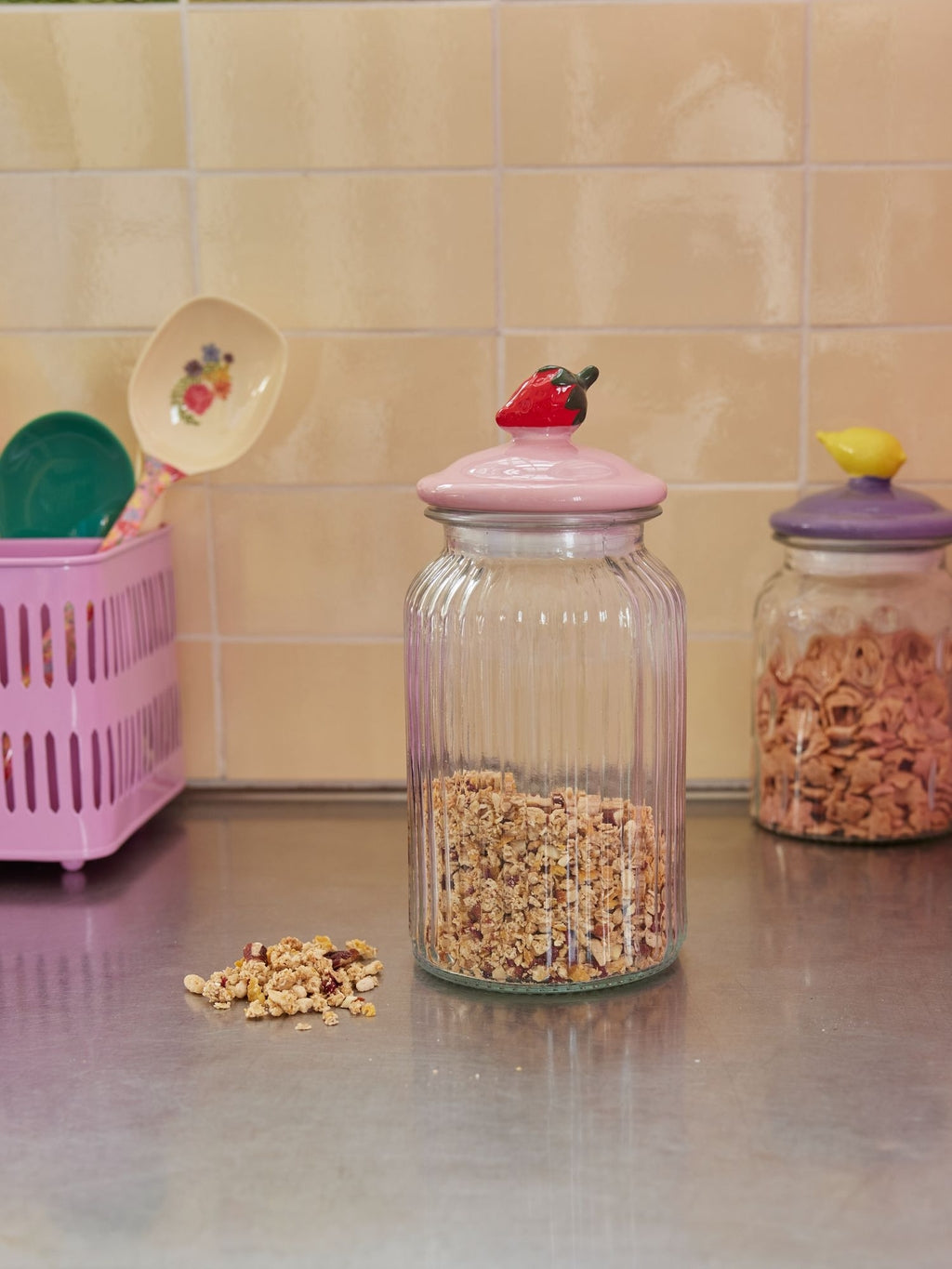 Rice - Voorraadpot glas met Strawberry deksel large - RUBY Conceptstore 