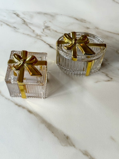 Glazen Vierkante Opbergdoosje met Gouden Strik - RUBY Conceptstore 