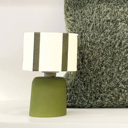 Kaki LED Tafellamp – Gestreepte Kap | Trendy Draadloze Sfeerverlichting